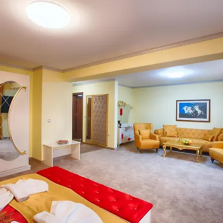 Konukevi айляк клуб