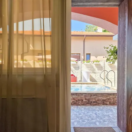 айляк клуб Konukevi