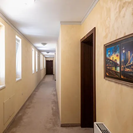 айляк клуб Gasthuis 3*