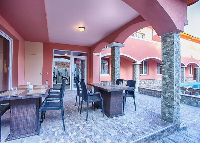 айляк клуб - бутиков хотел&спа с Elegant Ultra Велинград