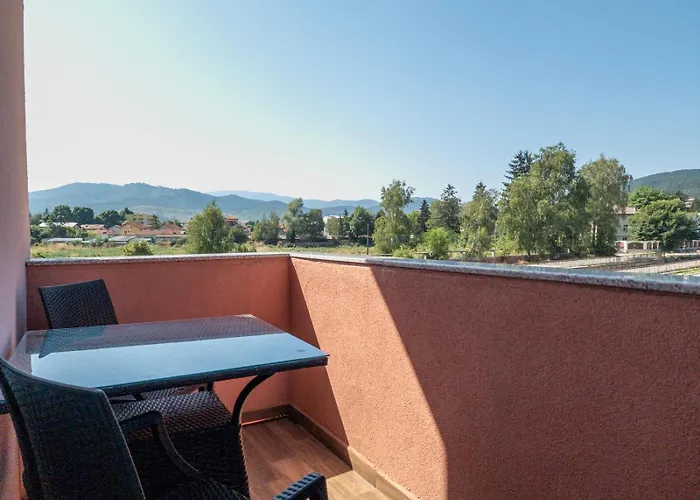 Къща за гости айляк клуб - бутиков хотел&спа с Elegant Ultra *