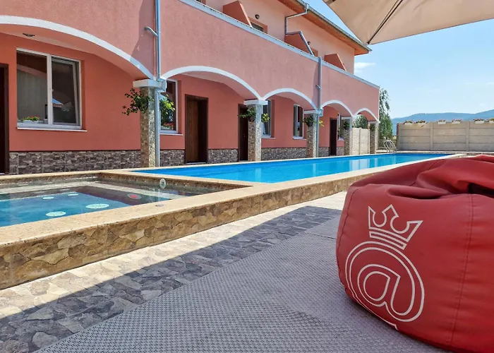 айляк клуб - бутиков хотел&спа с Elegant Ultra