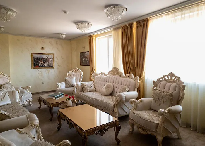 айляк клуб - бутиков хотел&спа с Elegant Ultra Къща за гости *