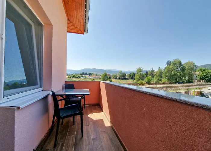 айляк клуб - бутиков хотел&спа с Elegant Ultra Къща за гости Велинград