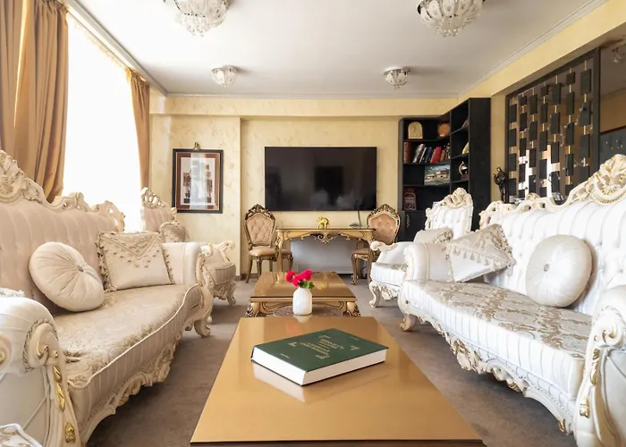 айляк клуб - бутиков хотел&спа с Elegant Ultra Къща за гости