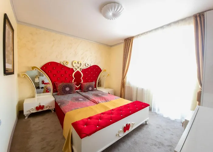 айляк клуб - бутиков хотел&спа с Elegant Ultra Къща за гости *