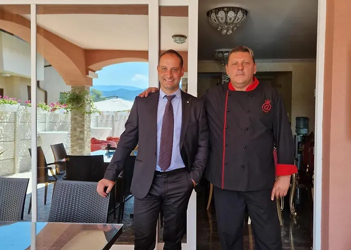 Къща за гости айляк клуб - бутиков хотел&спа с Elegant Ultra *