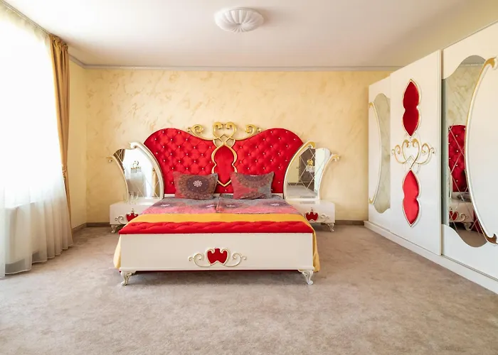 айляк клуб - бутиков хотел&спа с Elegant Ultra Къща за гости *